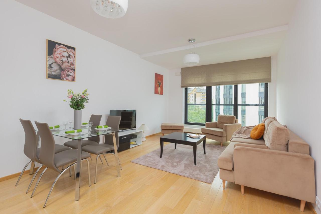 Dzielna Apartment Warsaw Wola By Noclegi Renters Eksteriør bilde